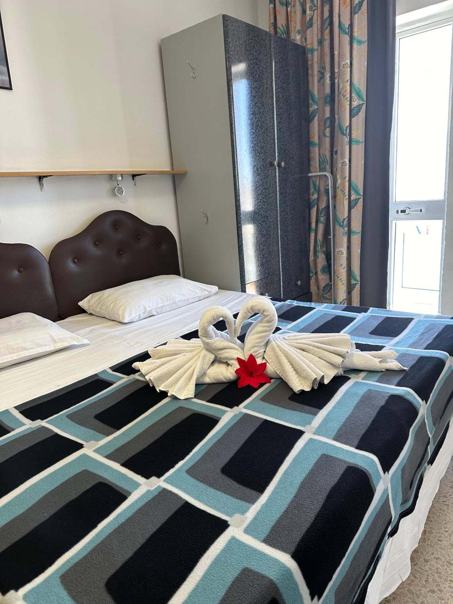 For Rest Aparthotel St. Paul's Bay Ngoại thất bức ảnh